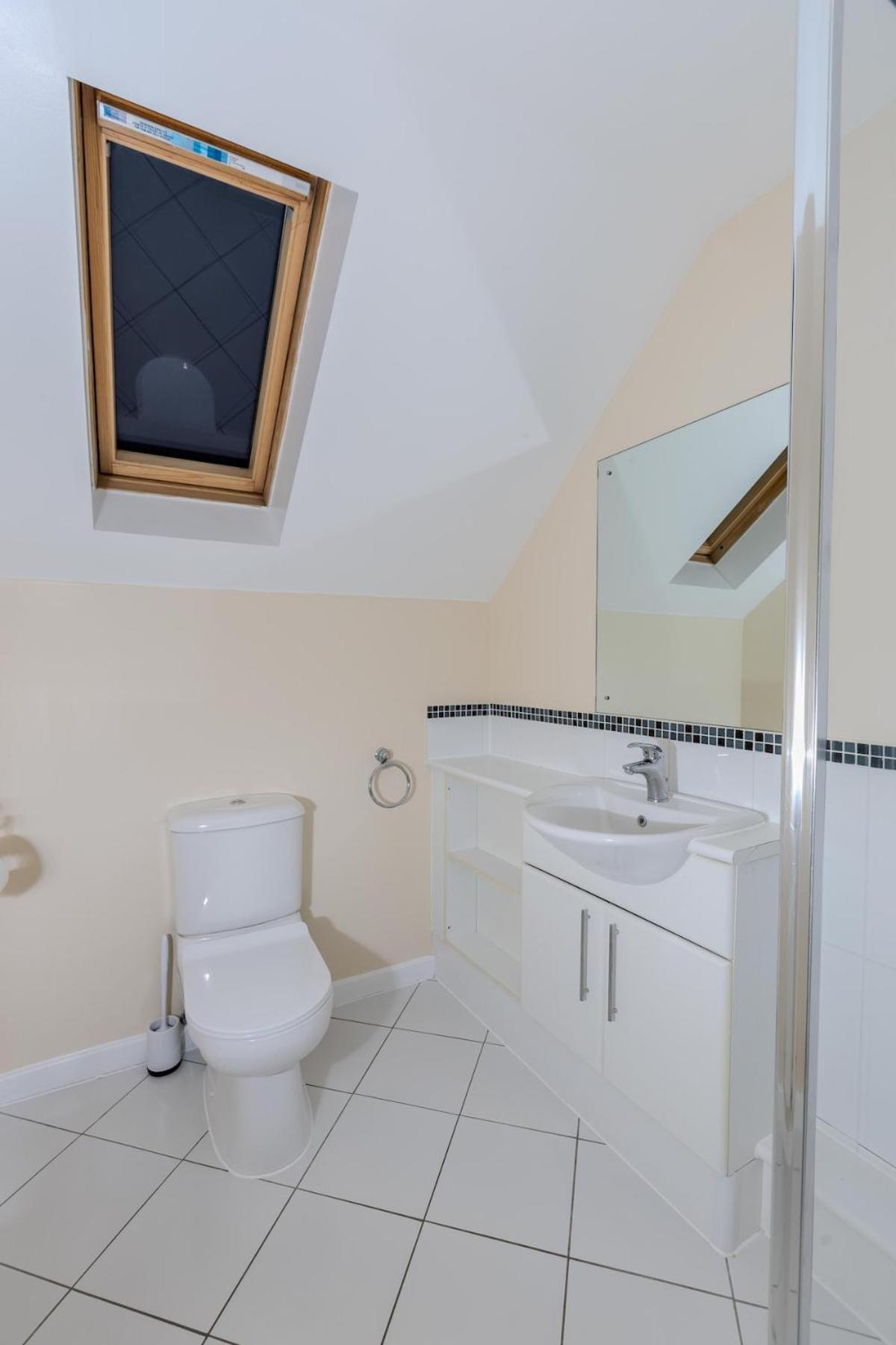 5-Bed Modern & Luxurious House Βίλα Snodland Εξωτερικό φωτογραφία